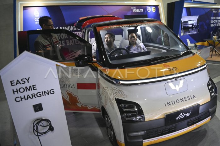 Mobil Listrik dan Motor Listrik Mendominasi Pameran Otomotif Indonesia