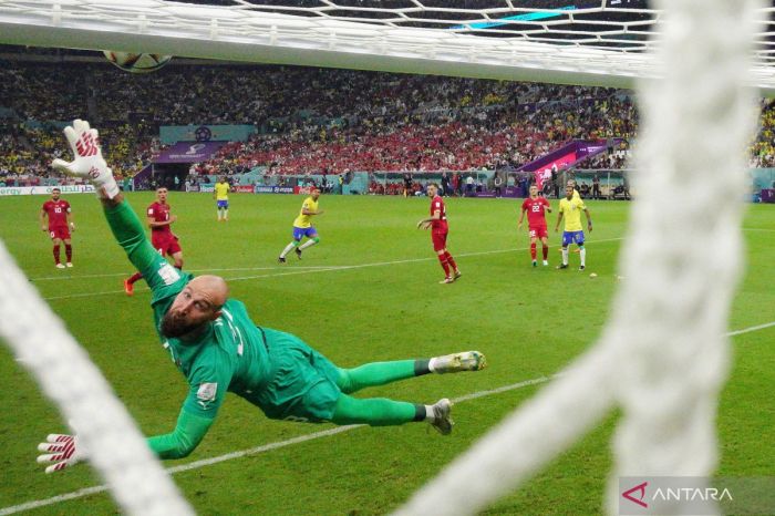 Dukungan dari Dunia Sepak Bola: Pato Biayai Pemulangan Juliana