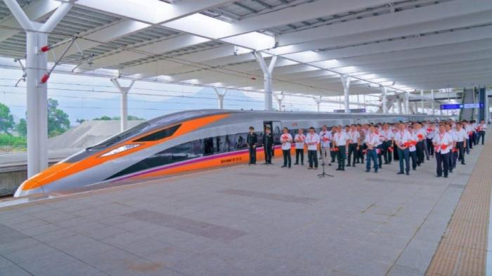 Proyek Kereta Cepat Siap Uji Coba Minggu Ini