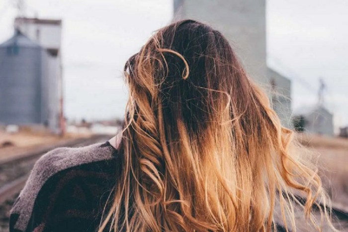 7 Tips Merawat Rambut Kering dan Kusut, Bisa Dicoba Sendiri di Rumah ...
