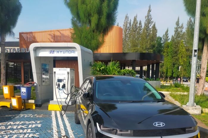 Kementerian PUPR dan BUJT Siapkan Charging Station di 14 Rest Area ...